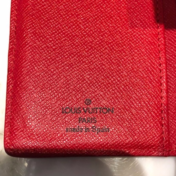 Louis Vuitton Small Agenda in Red Epi Leather - Picture 3 of 5